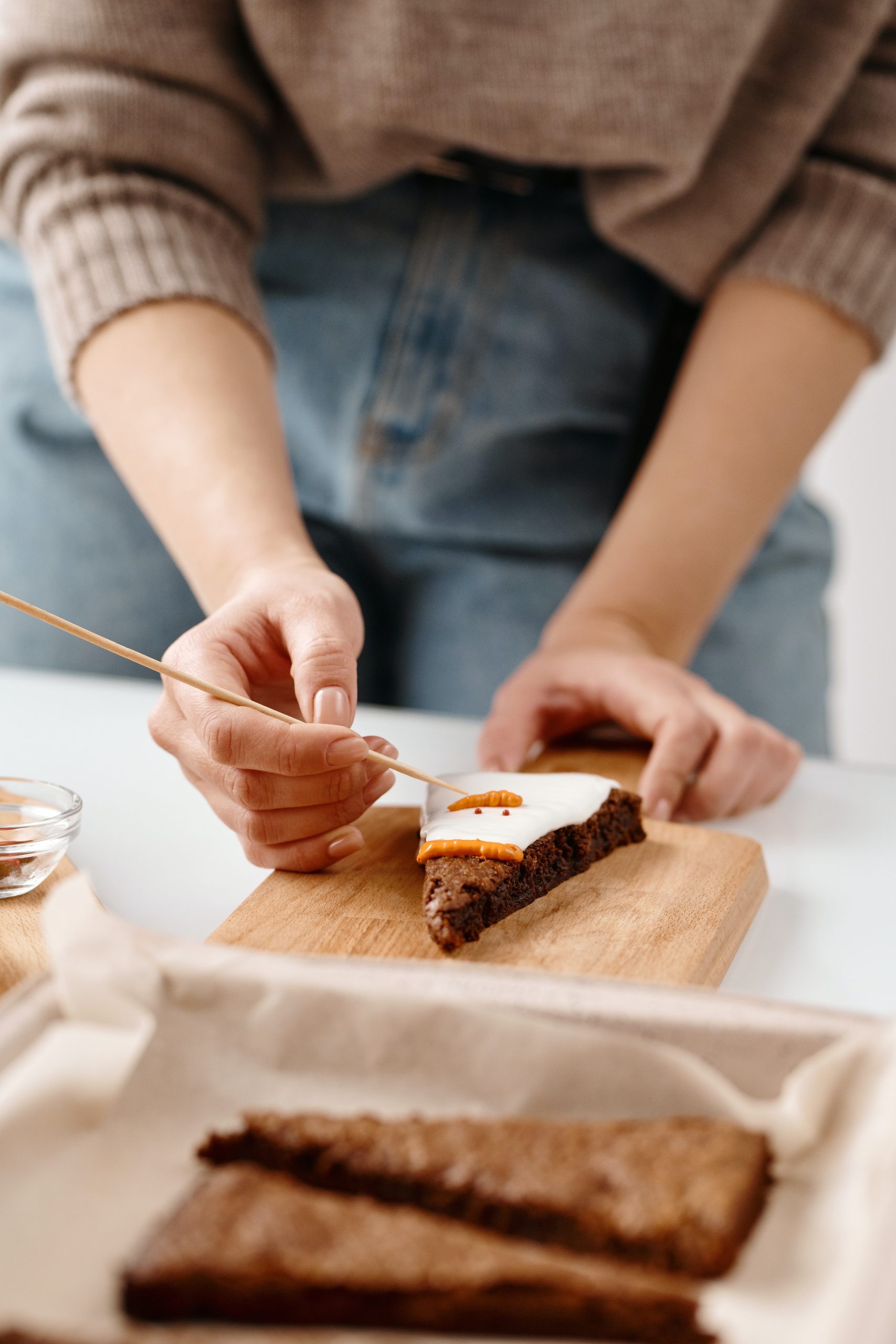 cake decorating